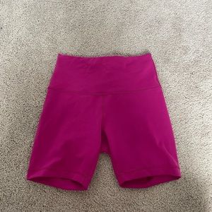 Lululemon Wunder Train 6” HR Shorts